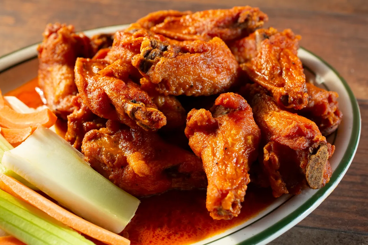 Perfekt stegte chicken wings hos MFC